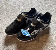 【未使用】アンブロ アクセレイターSB JR WIDE ジュニア 黒　23㎝