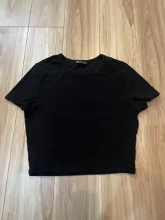 ZARA クロップド丈 半袖Tシャツ ブラックのサムネイル