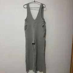 グレー Vネック サロペット