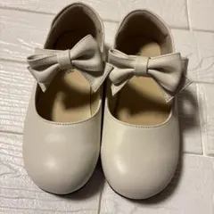 フォーマルシューズ　ホワイト　使用回数1回　キズあり　21㎝