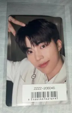 ZB1 ゼベワン ゴヌクマシュートレカ ICONIKソニミュ 白衣装