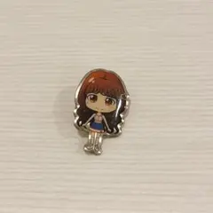 TWICE サナ　ピンバッジ