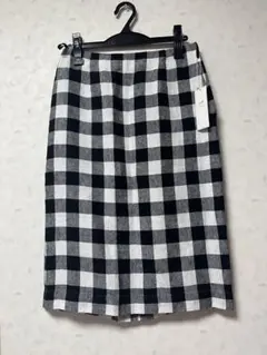 ２３区白✖️黒チェックボックススカート