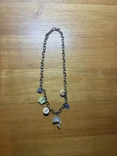 ボタンといるかのネックレスのサムネイル