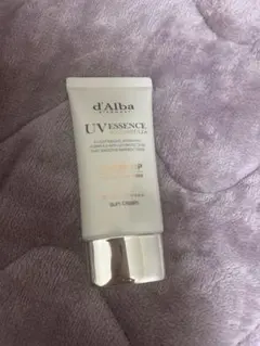d'Alba UV ESSENCE サンスクリーン