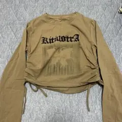 レディース　トップス　蝶々のサムネイル