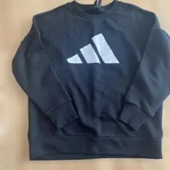 adidas トレーナー