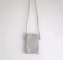 新品　スマホショルダーバッグ