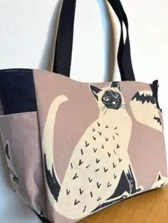 Dカン付　ハンドメイド　トートバッグ　サイドポケット　エチノ　大柄の猫