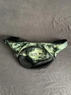 CHUMS 迷彩柄 ボディバッグ CH60-2742