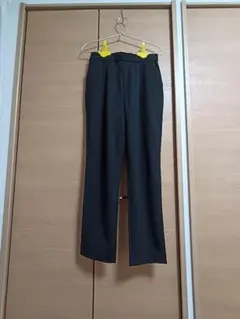 トップバリュ テーパードパンツ サイズM ブラック カジュアルスラックス イオン