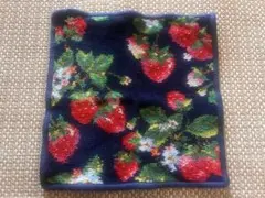 FEILER イチゴ柄 ネイビー ハンカチ　フェイラー