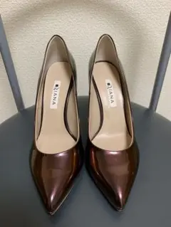 DIANA パールエナメル　パンプスのサムネイル