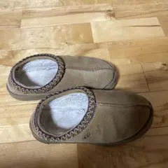 Item thumbnail for item fbcb4f7a-826f-4e65-82e3-61cdb9bdd442