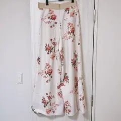 Mila Owen 花柄ワイドパンツ