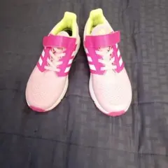adidas FAITO キッズスニーカー ピンク