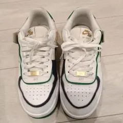 Nike Air Force 1 ホワイト/グリーン/ネイビー