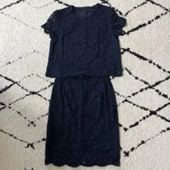 紺色セットアップレース