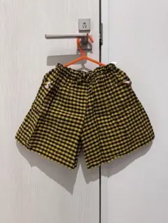 黒と黄色のチェック ハーフパンツ