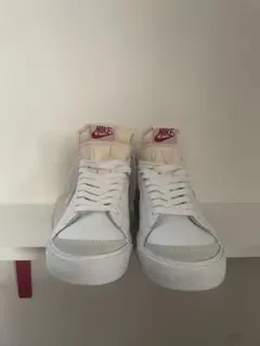 NIKE スニーカー ホワイト レッド ハイカット