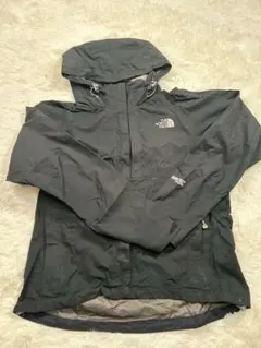 ​【GORE-TEX】ノースフェイス マウンテンパーカー 黒 レディースL 軽量