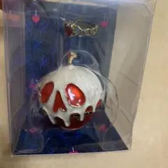 激レア‼︎ディズニー　白雪姫　毒リンゴ　リング＆リングケース ディズニー 白雪姫 毒リンゴ リング＆リングケース - メルカリ