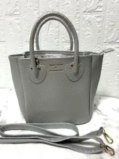YOUNG & OLSEN ヤングアンドオルセン　ムック本ショルダーバッグのサムネイル