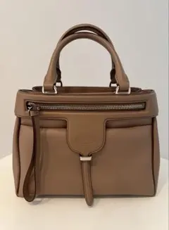 【美品】TOD'S ヴィンテージ　ベージュ レザー ハンドバッグ 2025年最新】Tod's レディース ハンドバッグの人気アイテム