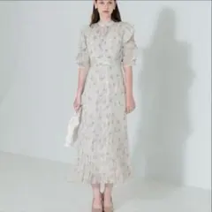 Leja ショルダーオープン花柄プリーツワンピース　オケージョンドレス　2次会