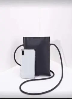 スマホバッグ　黒　ブラック