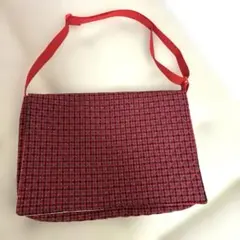 Item thumbnail for item 43ff3fd8-c01b-40ff-9074-7c2b192f95e6