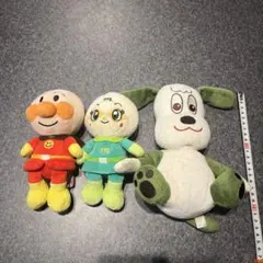 アンパンマン　メロンパンナちゃん　ワンワン　ぬいぐるみ　いないいないばぁ
