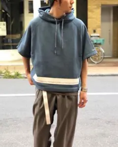 NEON SIGN HOODIEのサムネイル