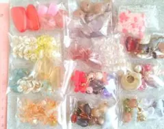 ④匿名配送込み♪即決のみ♪ビーズ、アクリルパーツ、まとめ売り、アクリルフラワー