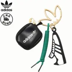 ブルボンキーホルダー adidas アディダス - メルカリ