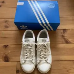 adidas スタンスミス ホワイト 虹色ヒール