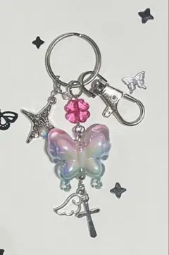 397 ビーズキーホルダー 韓国 y2k コレクトブック 平成女児 クローバー