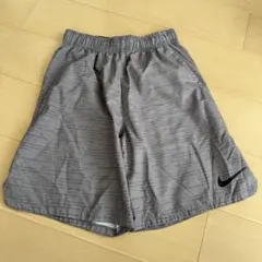 NIKE ランニングハーフパンツ　DRY-FIT