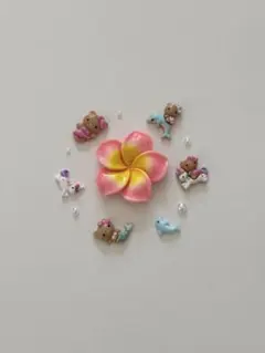 ネイルパーツ　日焼け　キティ　プルメリア　夏　キャラクター　ネイパ