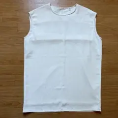 【8/13まで出品】UNIQLO ドレープフレンチスリーブチュニックのサムネイル