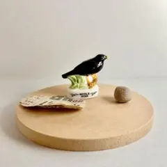 クロウタドリのフェーブ　フェーヴ　陶器　置物　ミニチュア　フランス製　小鳥　野鳥