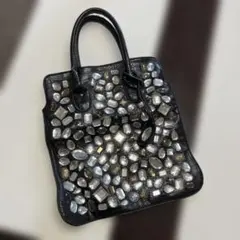 黒のビジュー装飾、型押しトートバッグ