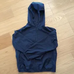 UNIQLO キッズ ポケッタブルパーカー 140