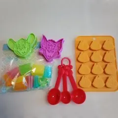 キャラクター調理器具まとめ売り クッキー型抜き 計量スプーン　シリコーン型のサムネイル