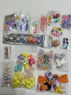 ビーズ　まとめ売り　キューブ　綱　チャーム　リボン　ハート