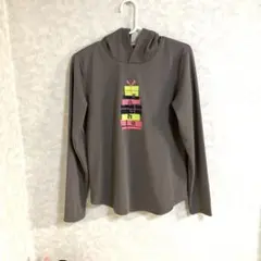 rocheローチェテニスフーデット長袖Tシャツ　フィラ、バボラ、プリンス好きにも