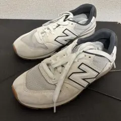 New Balance CM996UI2(D) ライトベージュ　箱無し　23cmのサムネイル
