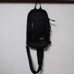 AVIREX ブラック ショルダーバッグ