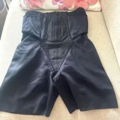 ワコール　シェイプマミーガードル　産後　76