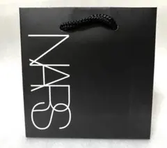 NARS ショッパー　ショップ袋 　　　　　　　 　　　　　　ギフト袋　黒のサムネイル